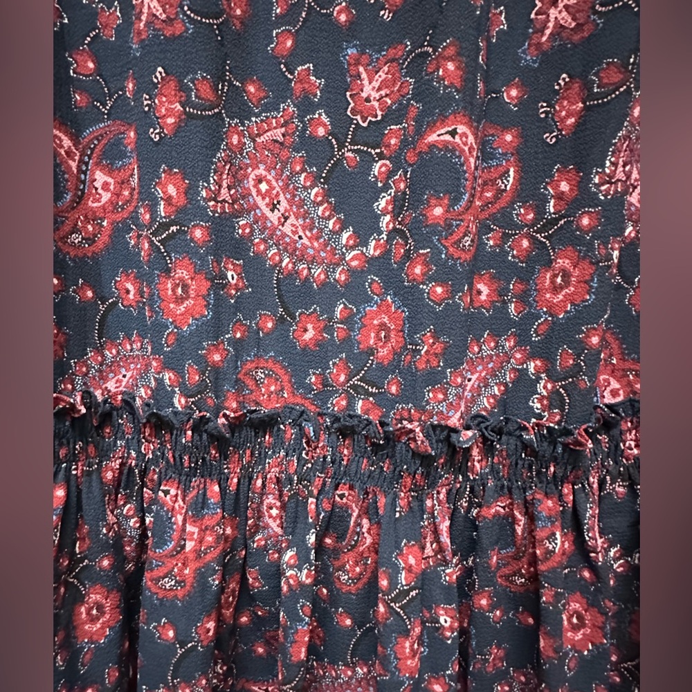 La Vie Rebecca Taylor Madeline Midnight
Navy Floral Dress size medium - Picture 7 of 7